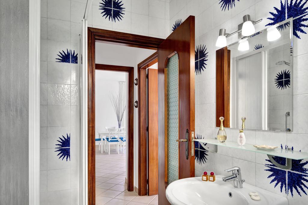 Matisse Nerano By Gocce Apartment Marina del Cantone Room photo